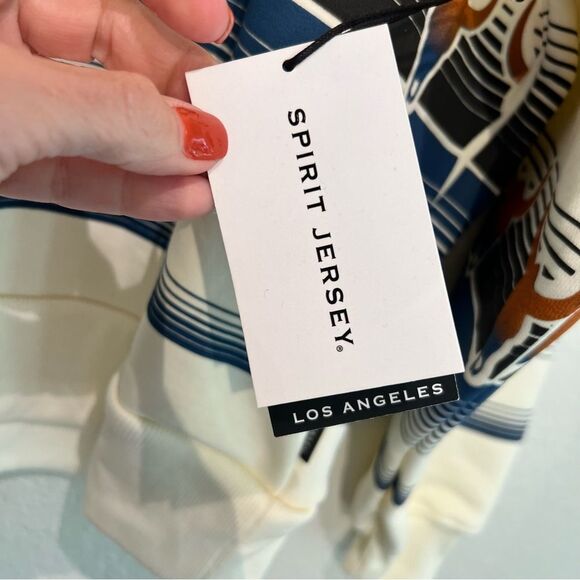 🔥NEW🔥SPIRIT JERSEY unisex Western style sweatshirt SMALL NWT - Picture 4 of 9